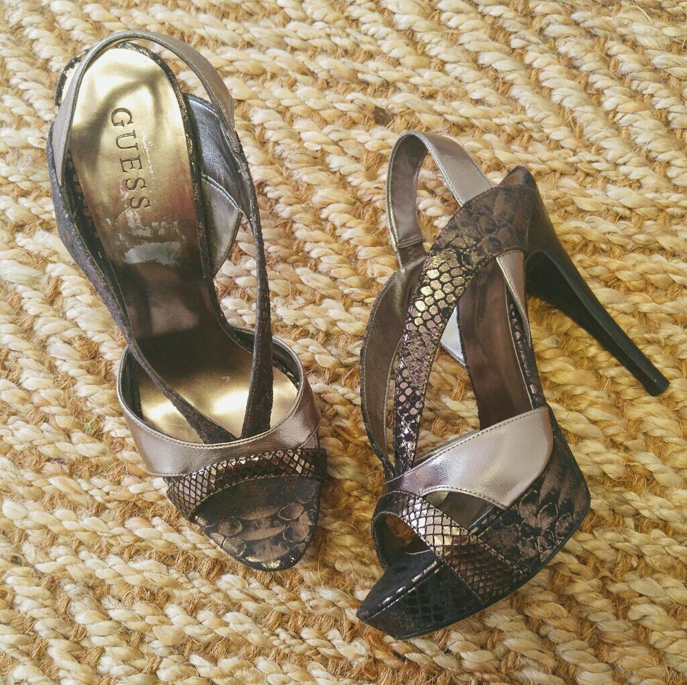 GUESS Pewter & Black Faux Snakeskin Heels